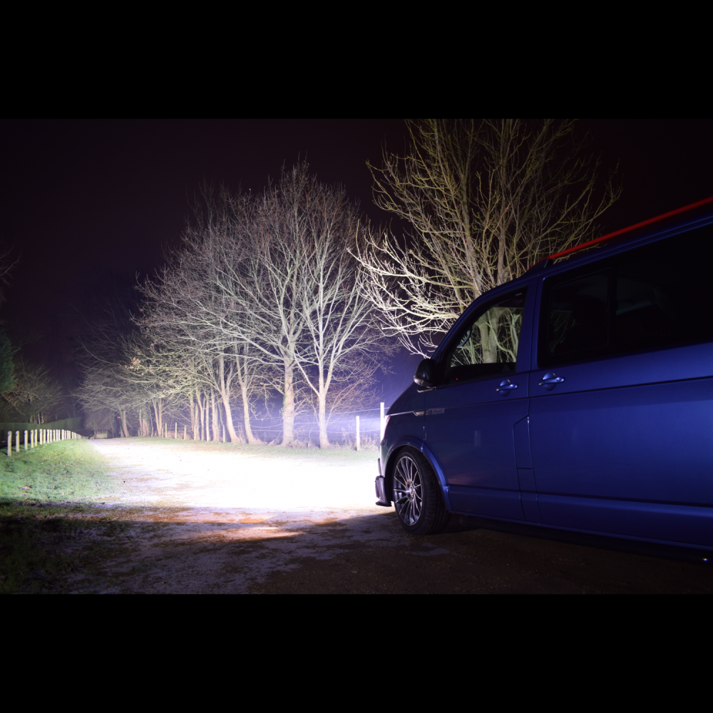 Lazer Einbausatz Kühlergrill, VW T6 Startline, inkl. 2x Triple-R 750