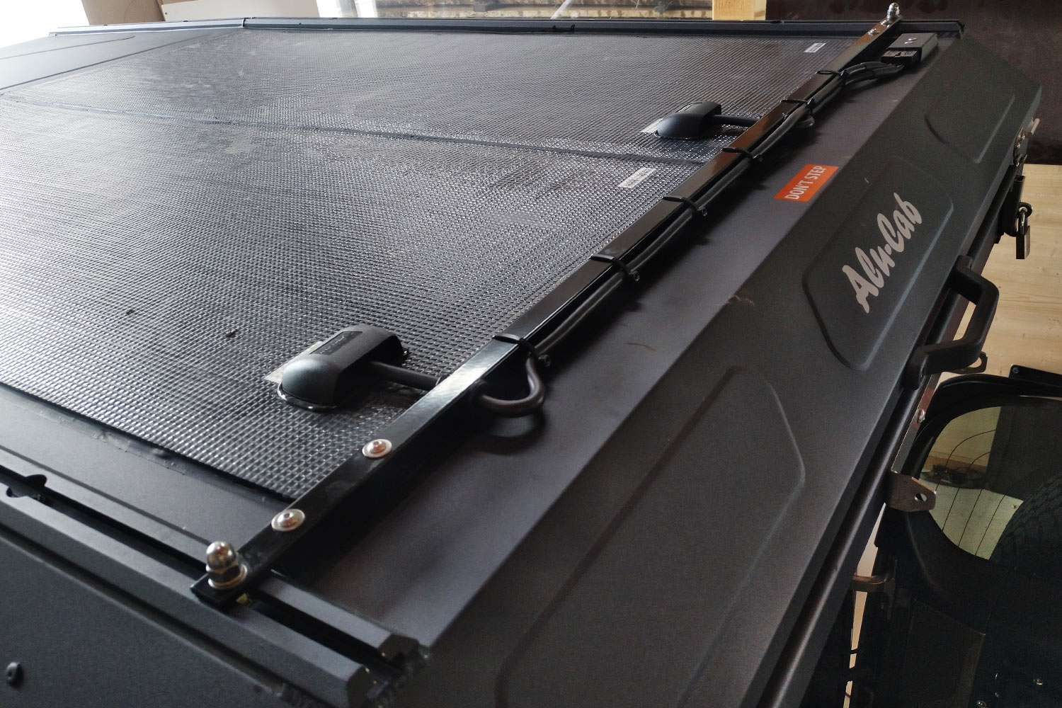 Dachzelt mit 250W Solaranlage