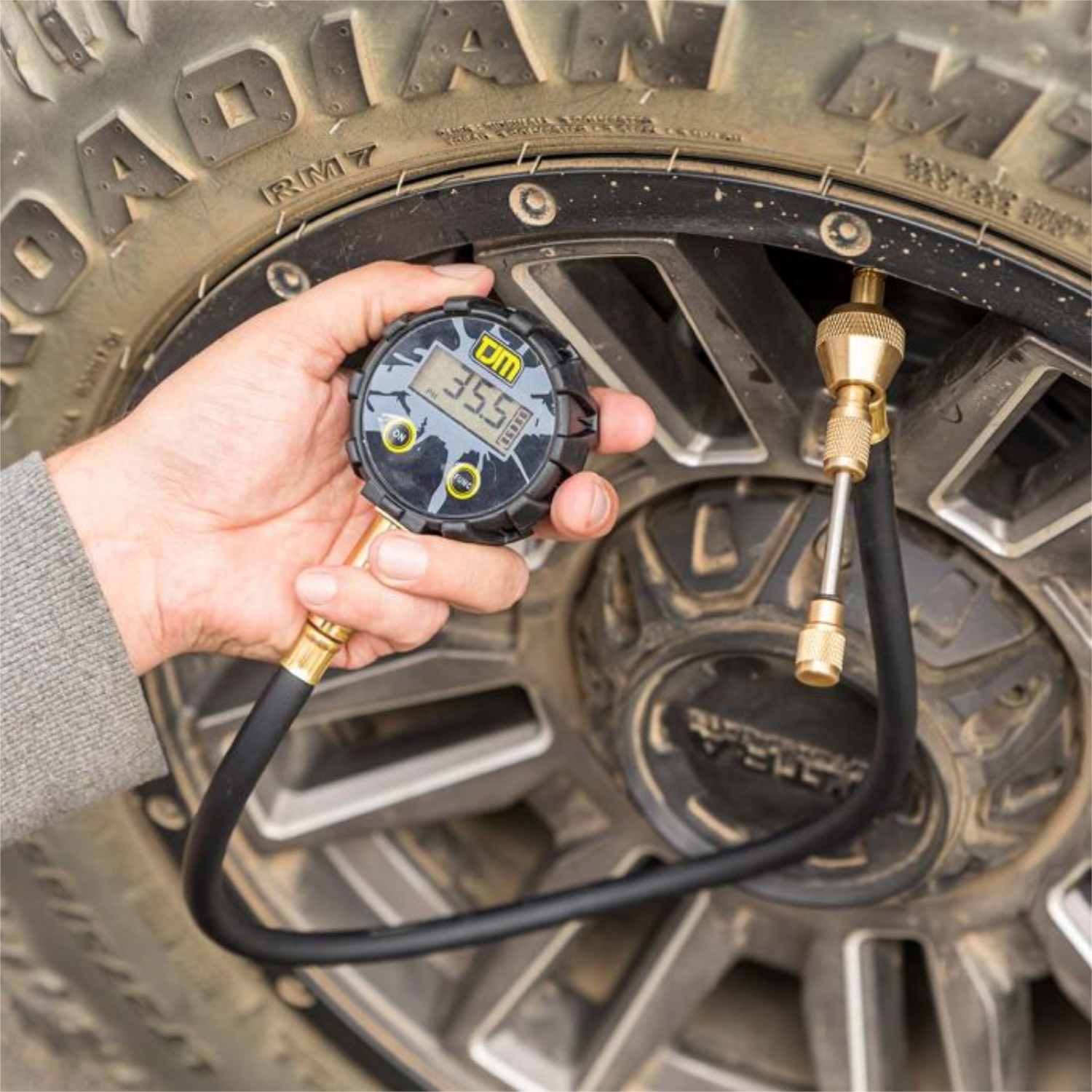 TJM, Tyre Inflation Kit